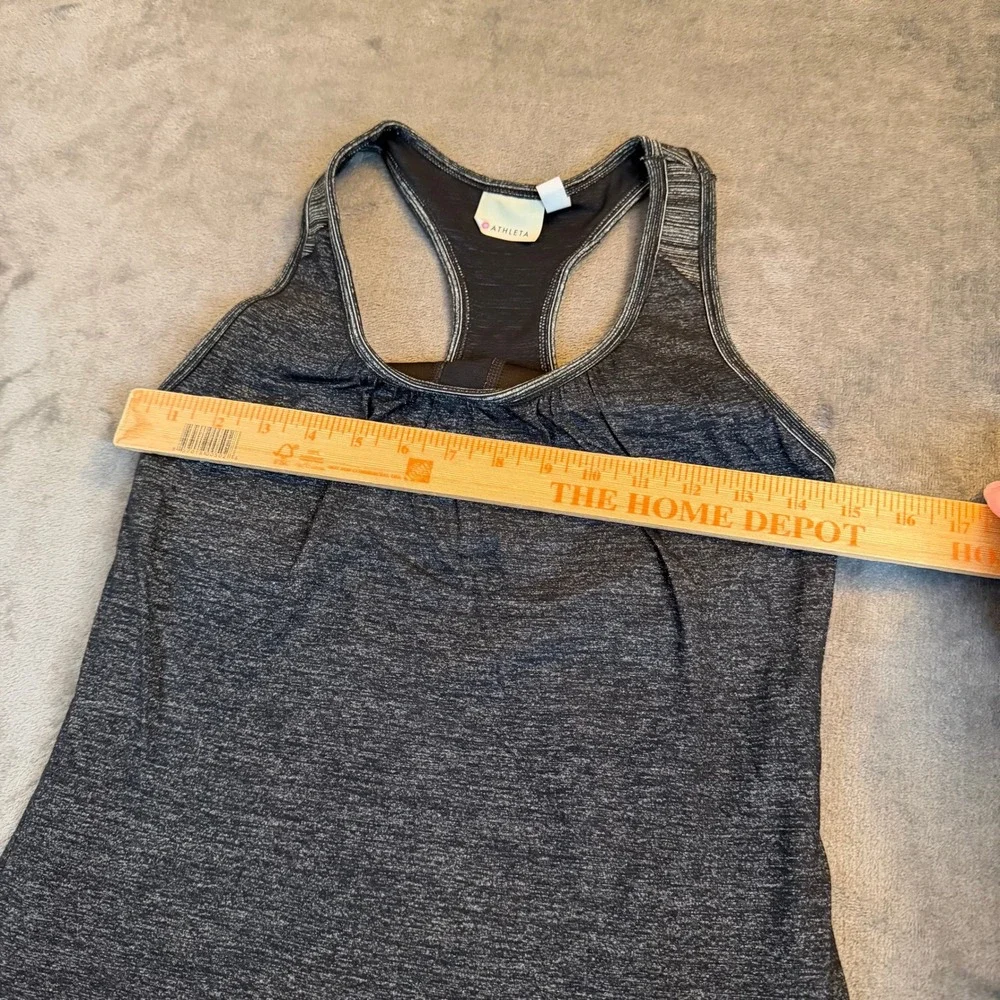 Athleta Space Dye Racerback Tank Top Shelf Bra Gray Womens Small 919068 - Picture 8 of 10
